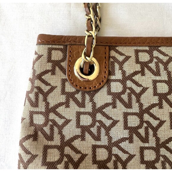 DKNY Brown Monogram Jacquard Logo Chain Strap Small Crossbody Shoulder Bag - Picture 6 of 16